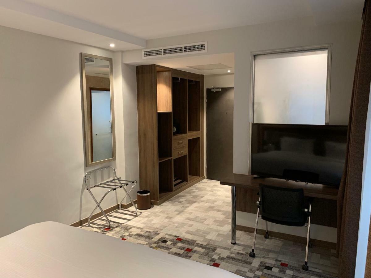 Taidy'S Suites - Накуру Экстерьер фото