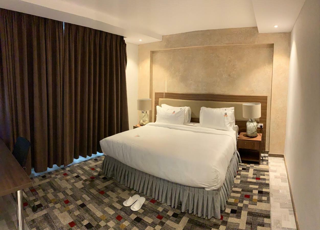 Taidy'S Suites - Накуру Экстерьер фото